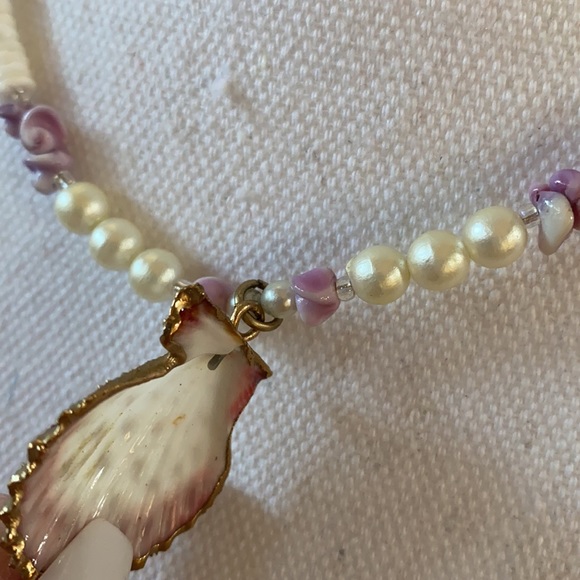 14:04 - Tropical Shells Shell Hawaiian Mermaid Necklace - Picture 4 of 8